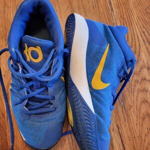 Nike kd trey 5 youth basketball shoes